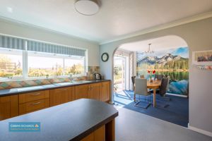 Kitchen/Diner- click for photo gallery